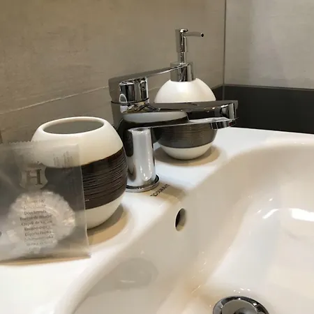 Bed & Breakfast Baffo Settimo Milanese